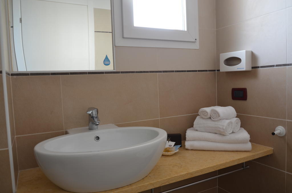 מילאנו מריטימה Hotel Mirage מראה חיצוני תמונה
